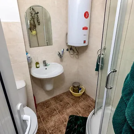 Modern & Cozy 2-br Апартамент